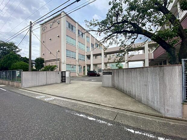 名古屋市立中根小学校(550m)