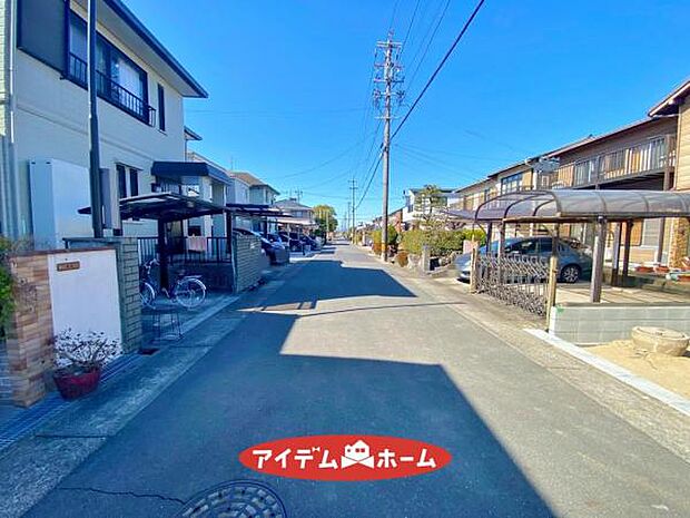 ●○前面道路写真○● 平日のご案内も可能です
