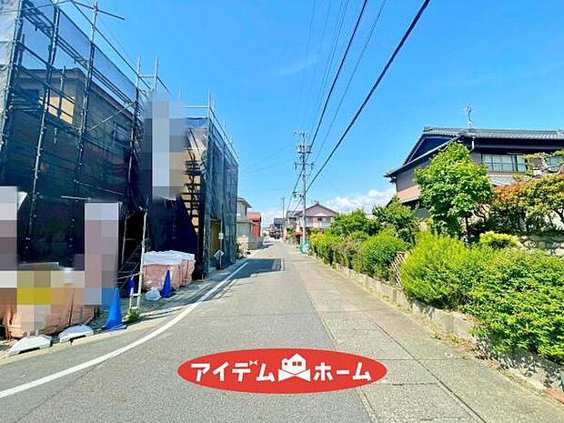 ●○東側前面道路○● 平日のご案内も可能です!