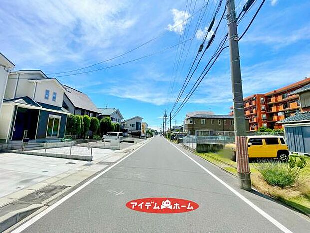 ●○前面道路写真○● 平日のご案内も可能です！ 