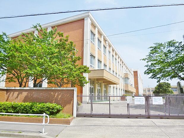 名古屋市立港明中学校(1000m)