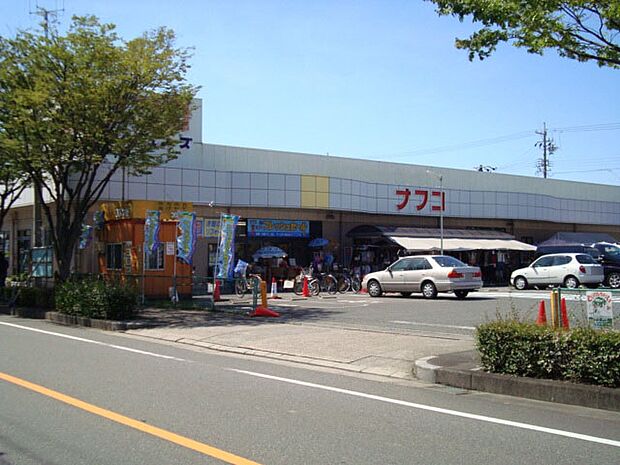 ナフコトミダ師勝店(1046m)