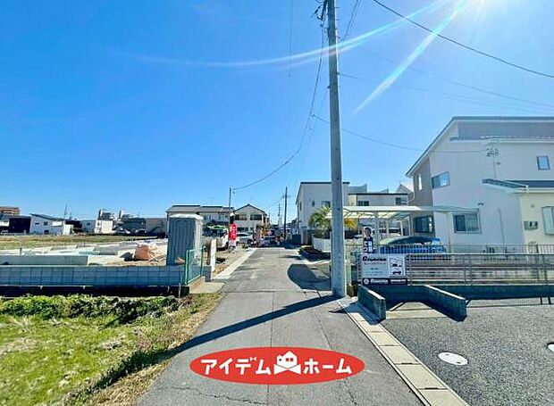 ●○前面道路写真○● 平日のご案内も可能です!