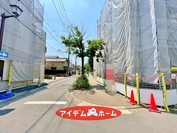 ●○東側前面道路○● 平日のご案内も可能です!