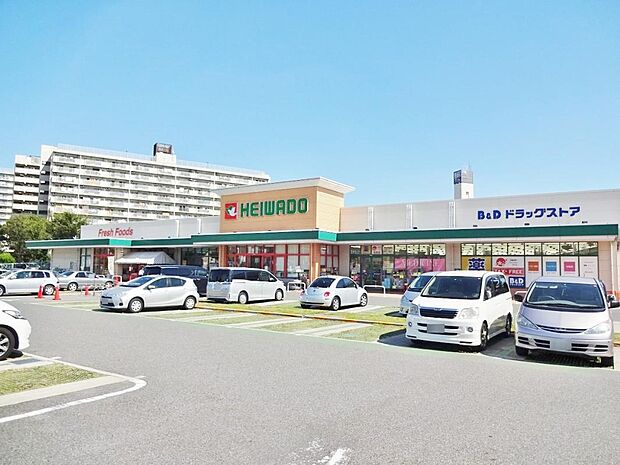 平和堂 豊成店(397m)