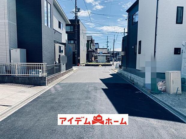 ●○前面道路写真○● 平日のご案内も可能です！