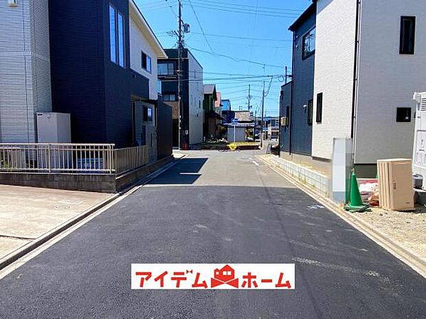●○前面道路写真○● 平日のご案内も可能です!