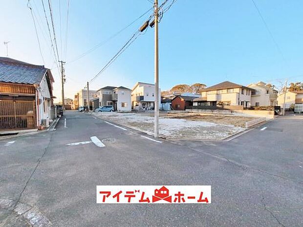 ●○前面道路写真○● 平日のご案内も可能です!