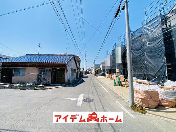 ●○前面道路写真○● 平日のご案内も可能です！