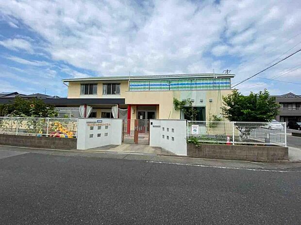 小鳩会 はとぽっぽ保育園(400m)