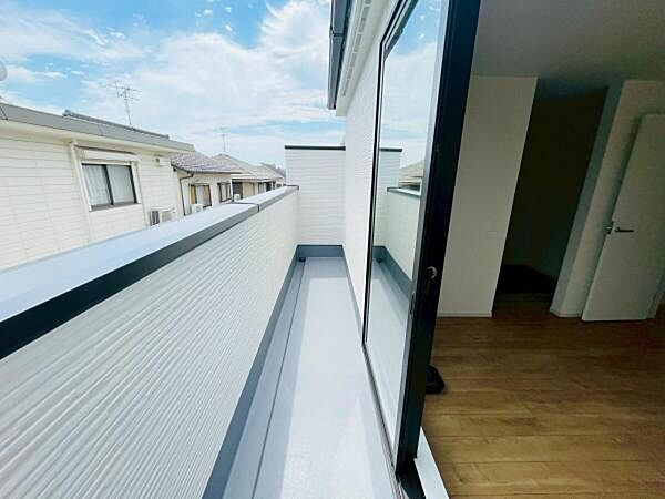 バルコニーを拡大表示