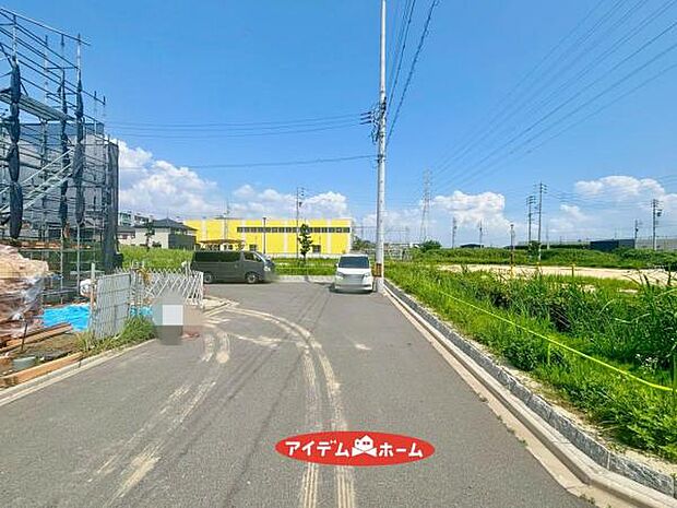 ●○前面道路写真○● 平日のご案内も可能です!