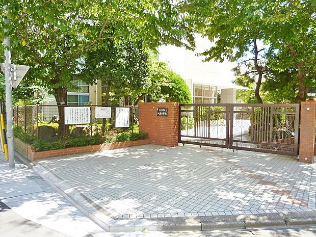 名古屋市立八幡小学校（500m）