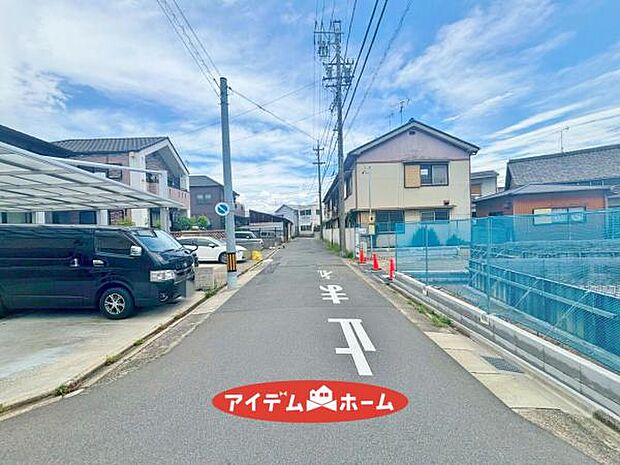●○北側前面道路○● 平日のご案内も可能です!
