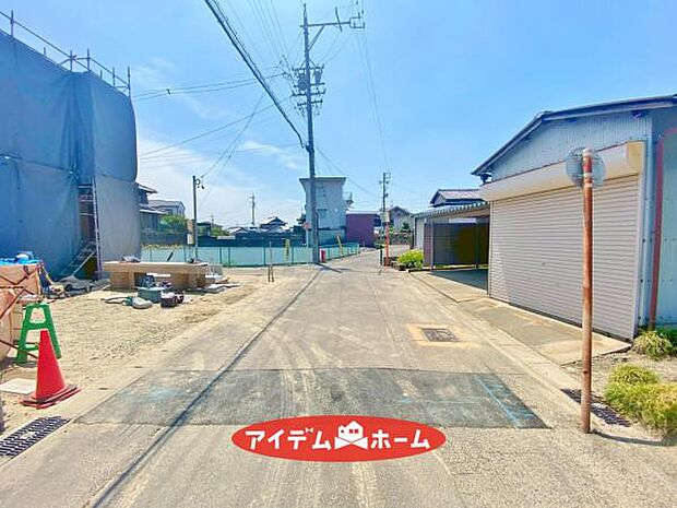 ●○北側前面道路○● 平日のご案内も可能です!