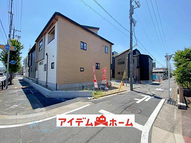 ●○西側前面道路○● 平日のご案内も可能です!