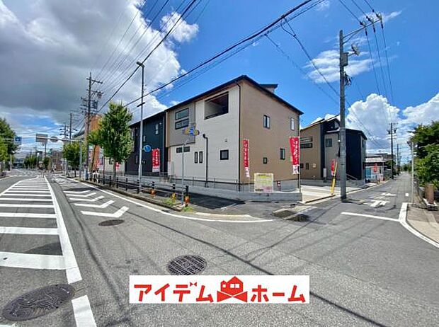 ●○西側前面道路○● 平日のご案内も可能です!
