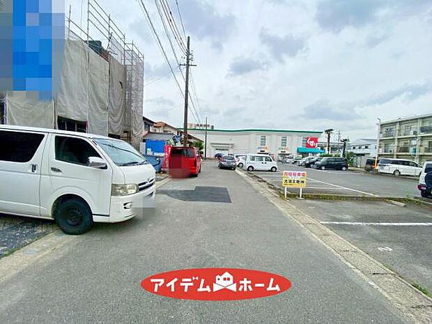 ●○前面道路写真○● 平日のご案内も可能です！ 
