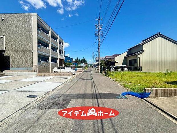 ●○前面道路写真○● 平日のご案内も可能です！