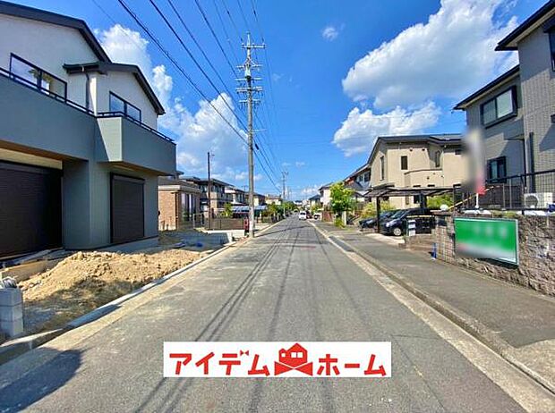 ●○前面道路写真○● 平日のご案内も可能です!
