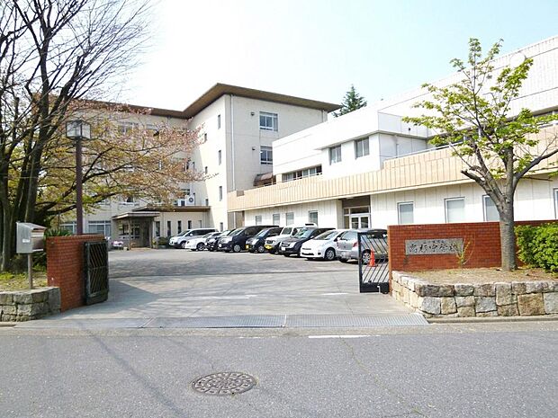 名古屋市立高杉中学校(1300m)