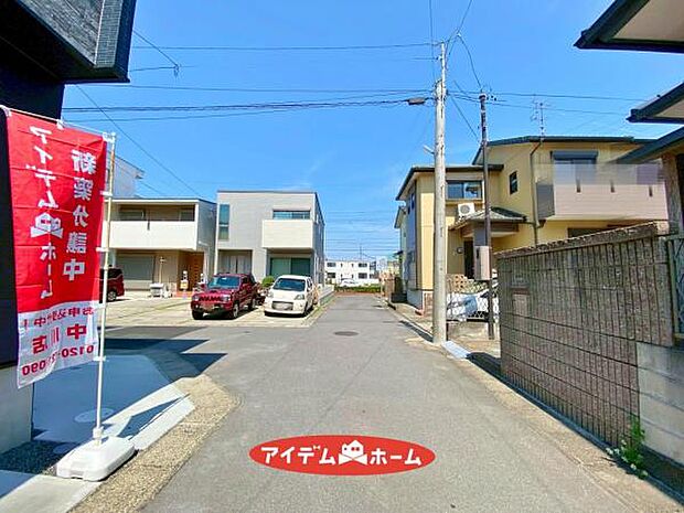 ●○東側道路○● 平日のご案内も可能です!