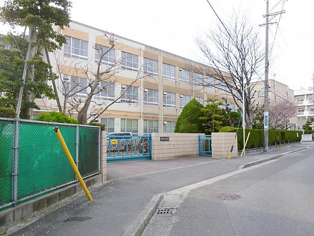 名古屋市立千成小学校（770m）