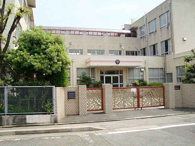 名古屋市立豊国中学校（640m）