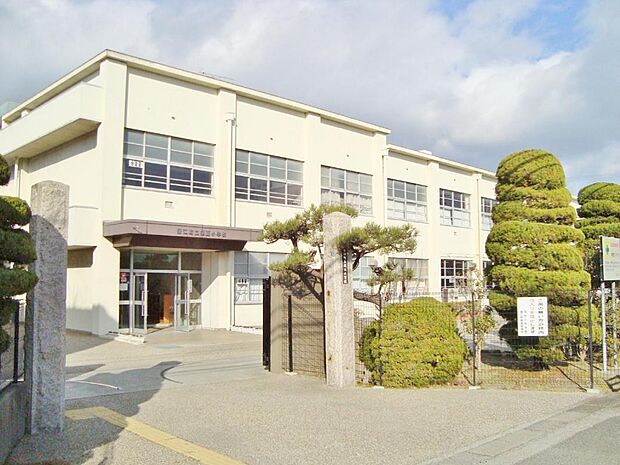 蟹江町立須西小学校（1170m）