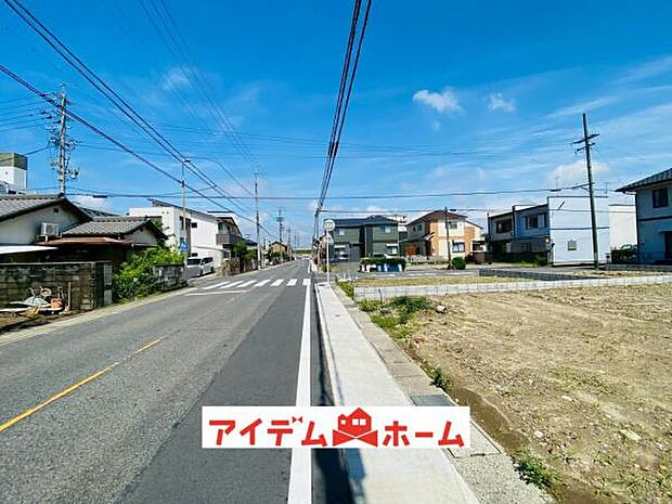 ●○前面道路写真○● 平日のご案内も可能です!