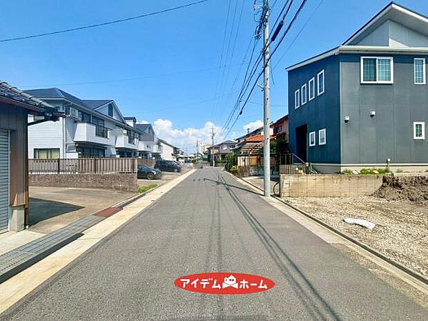 ●○前面道路写真○● 平日のご案内も可能です!