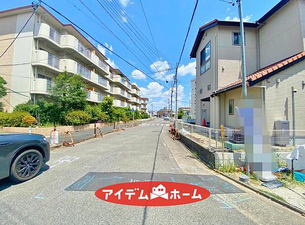 ●○北西側前面道路○● 平日のご案内も可能です！ 