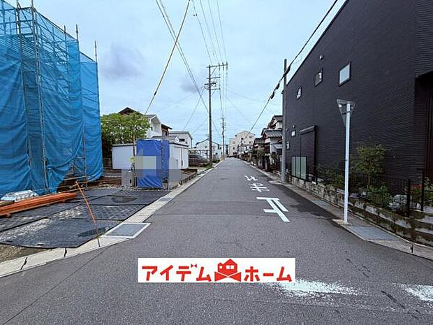 ●○前面道路写真○● 平日のご案内も可能です!