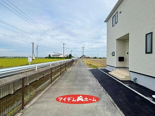 ●○前面道路○● 平日のご案内も可能です!