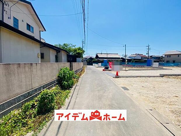 ●○前面道路写真○● 平日のご案内も可能です!