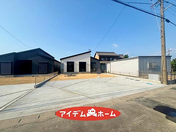 ●○2号棟外観○● 平日のご案内も可能です！