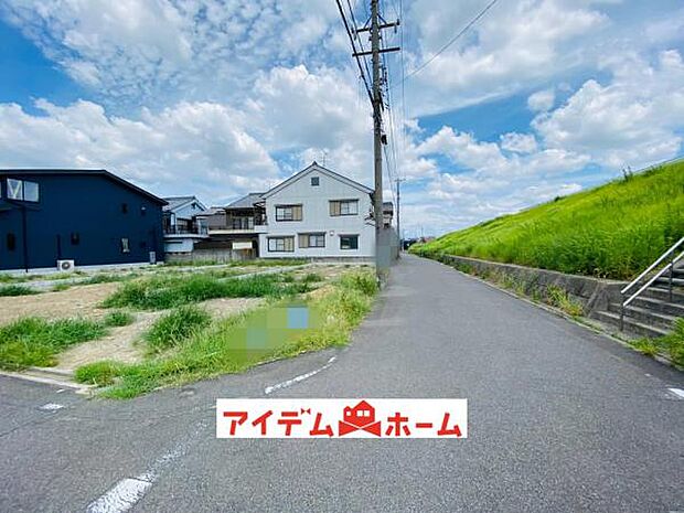 ●○東側道路○● 平日のご案内も可能です!