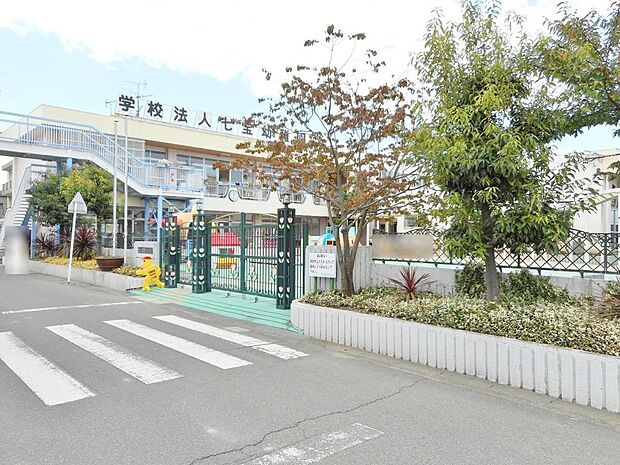 七宝幼稚園(学校法人)(1240m)