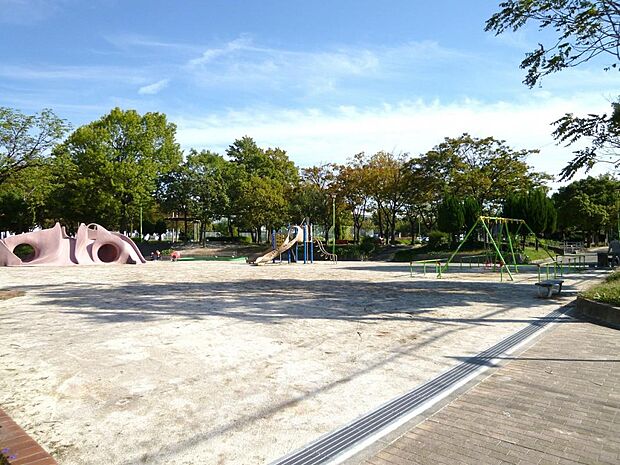 千鳥公園(70m)