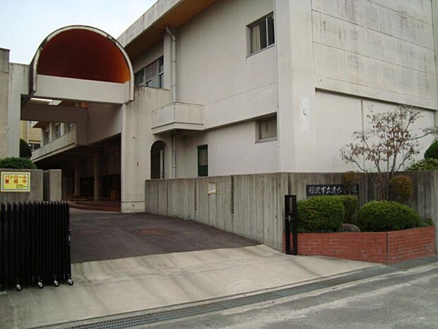 稲沢市立清水小学校(1400m)