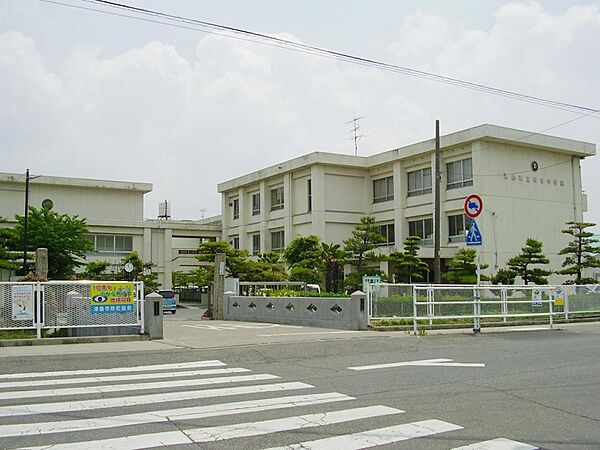 津島市立神守中学校（2100m）