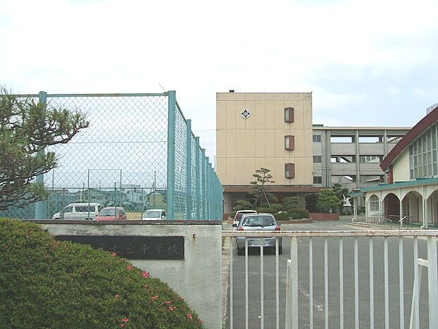 あま市立七宝中学校(1800m)