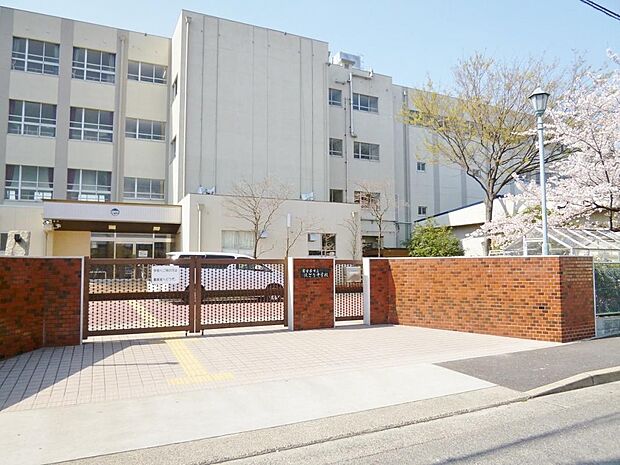 名古屋市立はとり中学校(2180m)