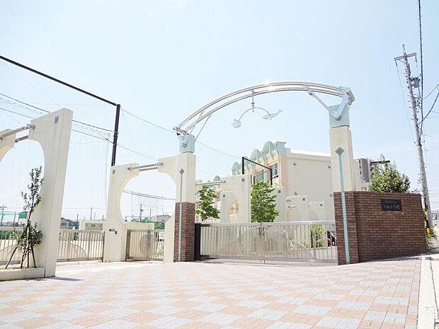 名古屋市立小坂小学校(1300m)