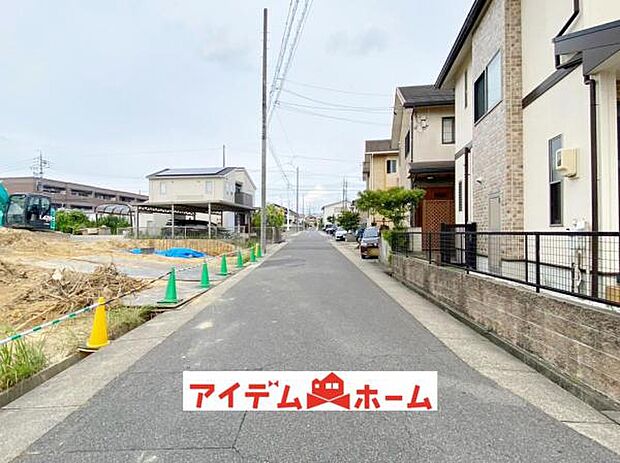●○前面道路写真○● 平日のご案内も可能です!