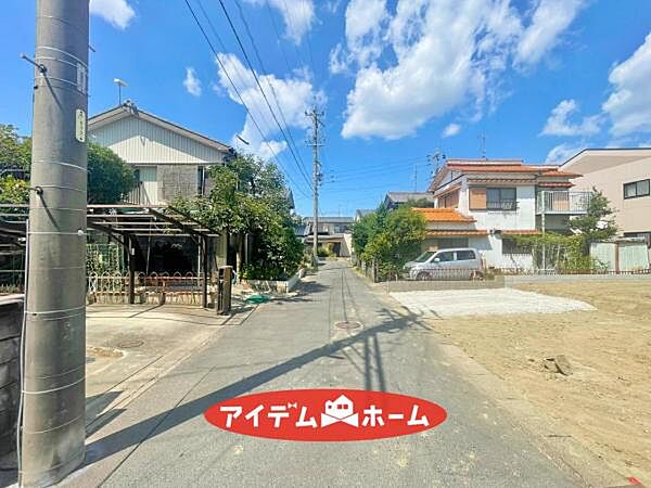 ●○前面道路写真○● 平日のご案内も可能です！