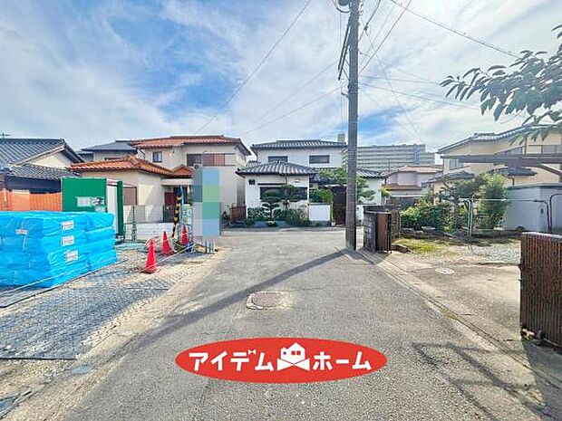 ●○前面道路写真○● 平日のご案内も可能です!
