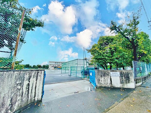 名古屋市立たかしま小学校（890m）