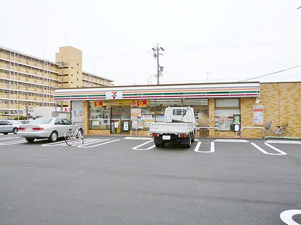 セブン-イレブン 名古屋一色新町店(270m)