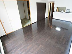 アクア・レジデンス 817 8階3LDKのリビング/ダイニング